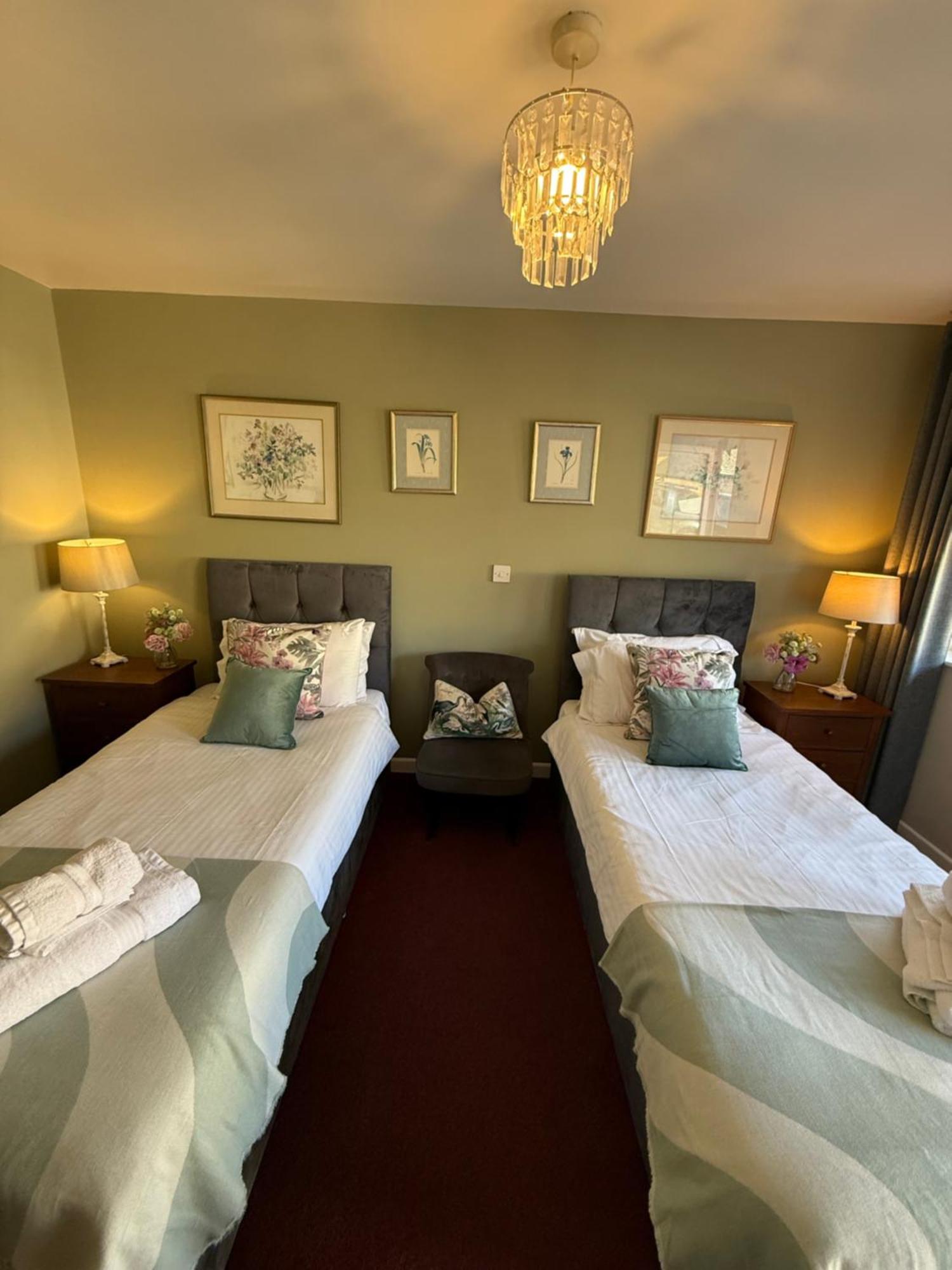 Broadlands (Adults Only) Hotell Bourton-on-the-Water Exteriör bild